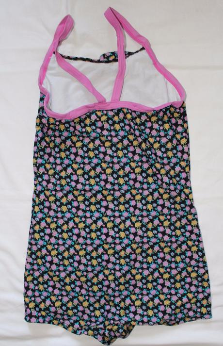 Aw41. jednodílné nohavičkové plavky 11 let, tu,146