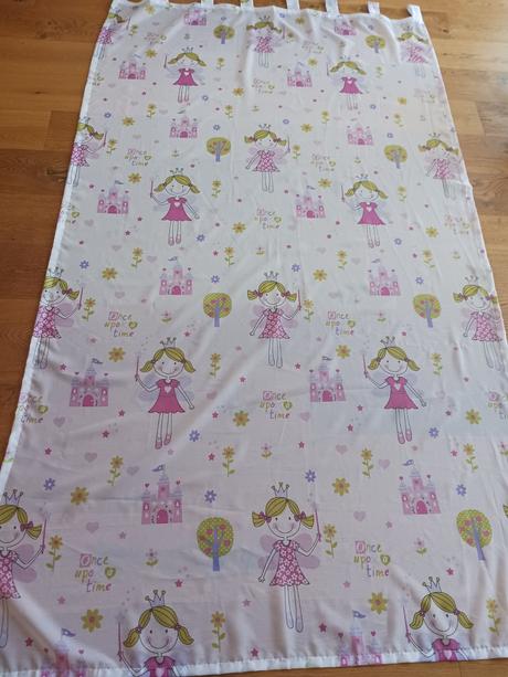 Záclona 2x 140 x 245 cm,