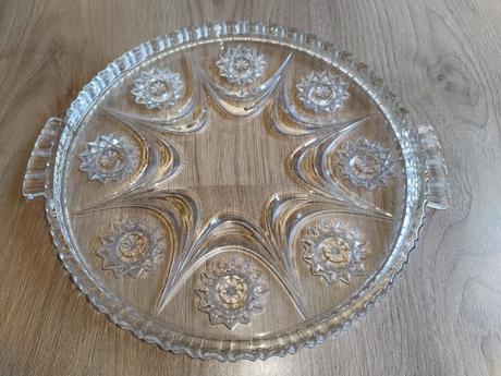 Skleněný podnos zdobený, 