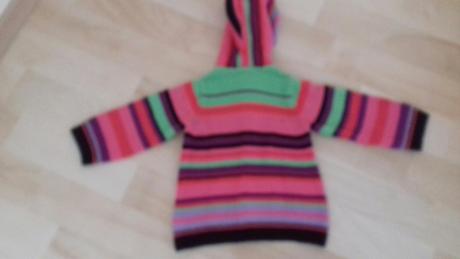 Přízový svetr, 104