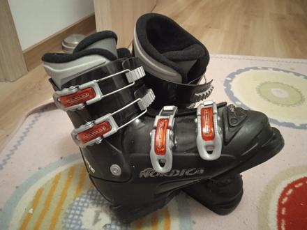 Lyžáky, nordica,35