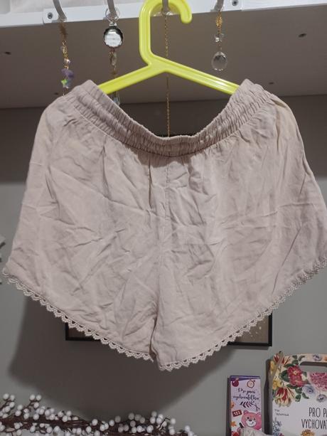 Béžové kraťasy, primark,158