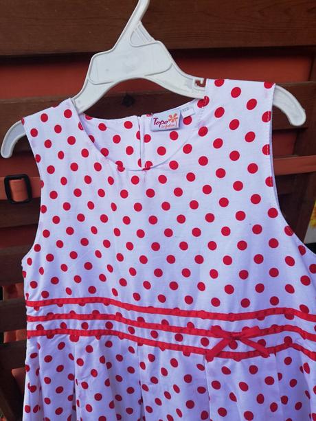 Saty dívčí vel. 122., 122