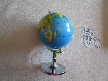 Pěkný jako nový globus, celková výška 24 cm, 