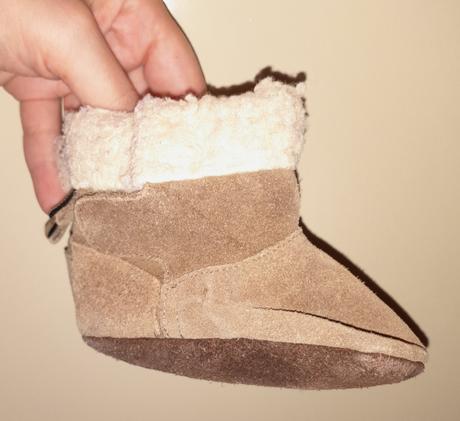 Kožené capáčky, vel. 20, 22