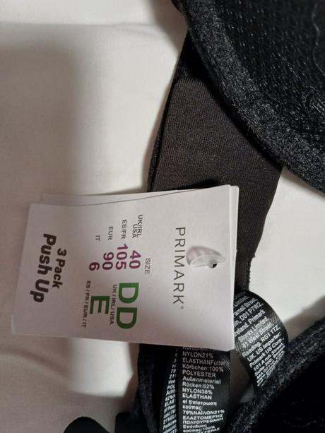 Podprsenky nové, primark,90e