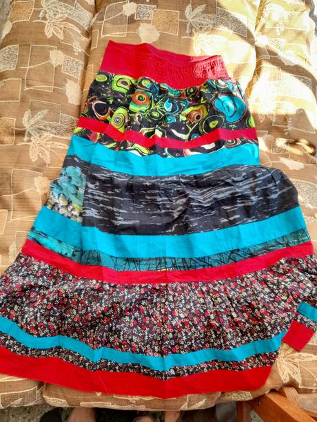 Sukně ezoterická sanu babu v super stavu 38, 38