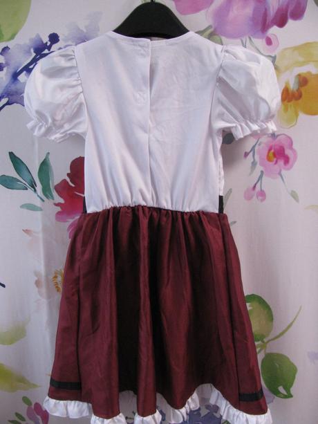 Kostým-vesničanka, děvečka z farmy apod. v.110/116,