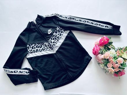 K3/ mikina sportovní dívčí nike - v.104/110, nike,104