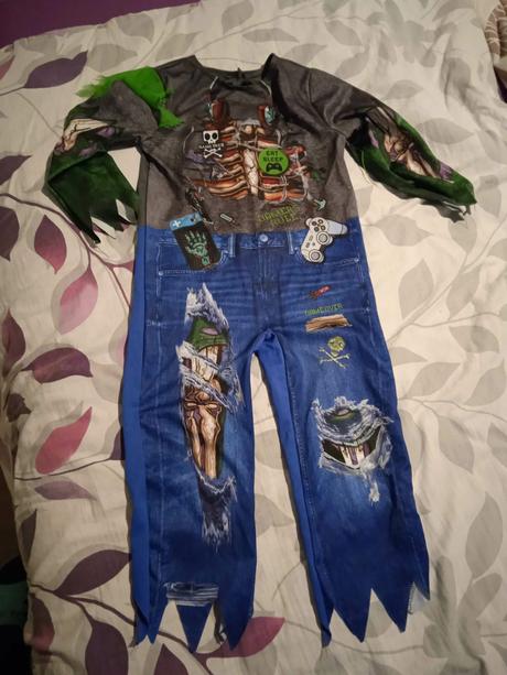 Kostým pro kluky , příšerka game over, 