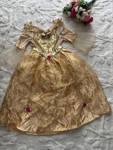 St1/kostým delux kras. bell- v.5/6 let zn. disney,