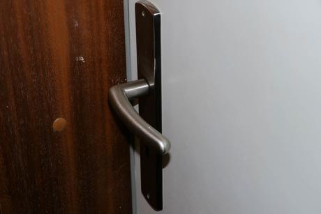 Nerezove kliky na dvere,
