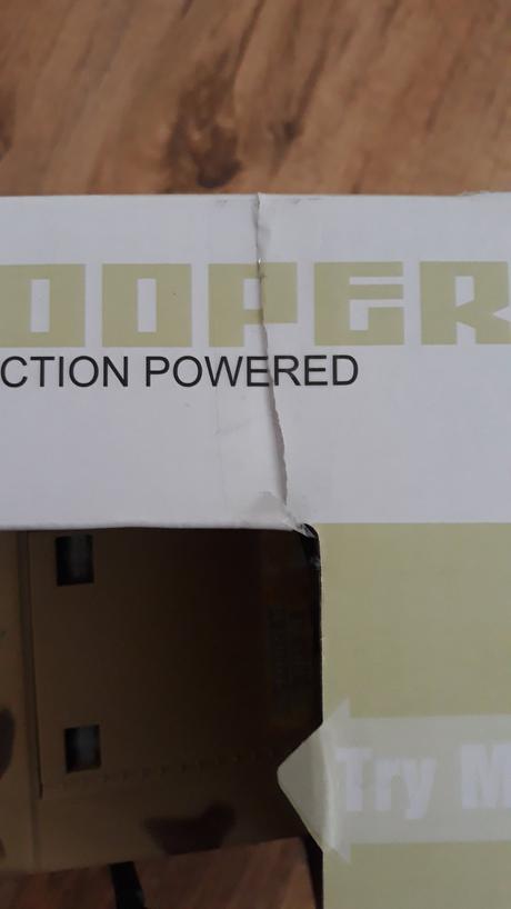 Nové vojenské auto hračka.,