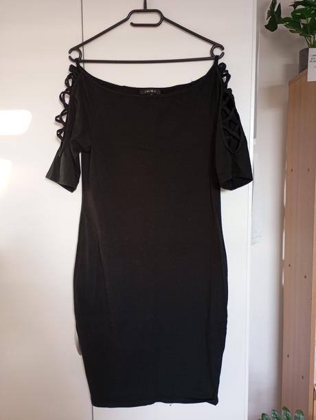 Přiléhavé šaty s křížením na pažích, amisu,42