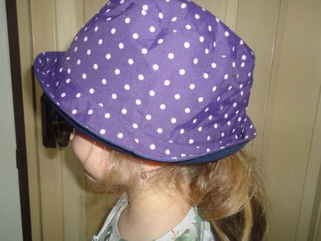 Oboustranný klobouk do deště, vel. 5-8 let, 122