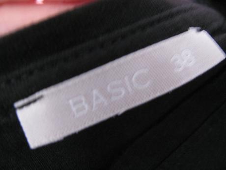 Černé bavlněné elastické prodloužené tričko, basics,38