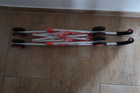 Kočárek pro panenky, 