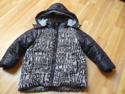 Krásná bunda vel. 3-4, losan,104