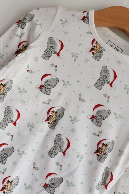 Komplet vel. 18 - 24 m, 92