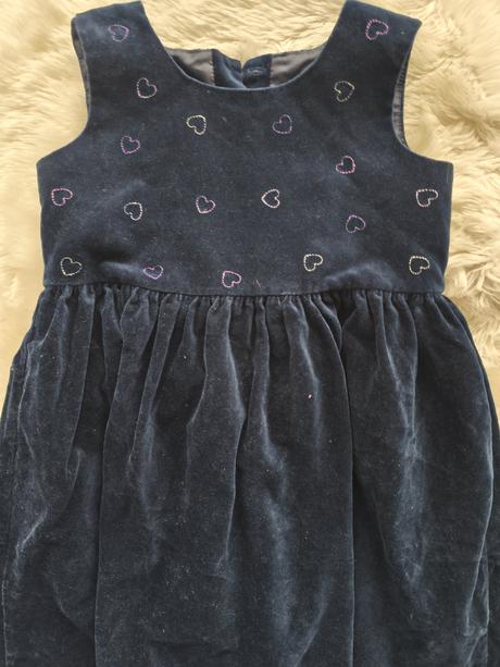 Sametové šaty, tesco,116