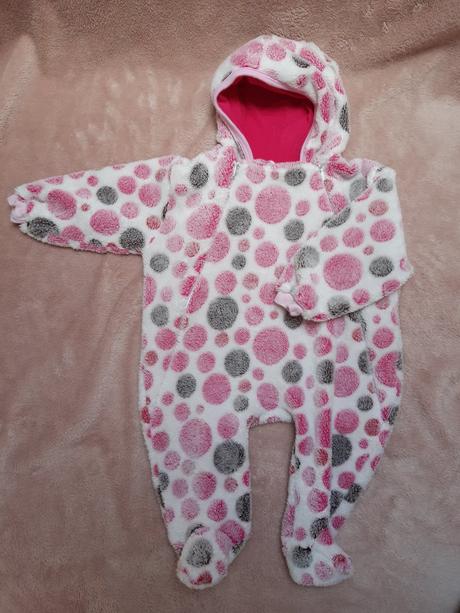 Teplý overálek, 80