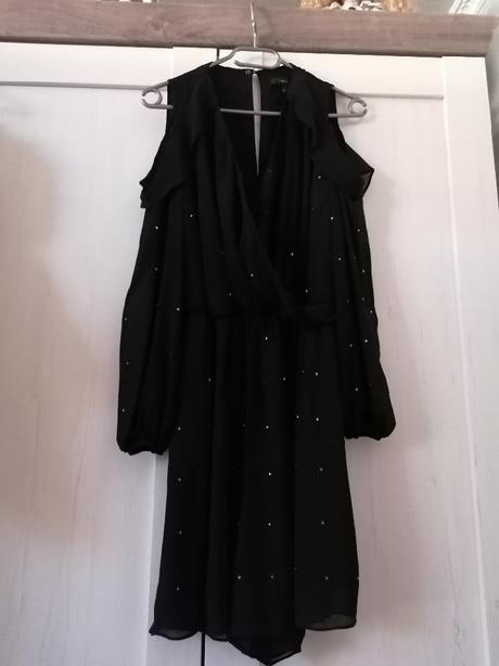 Overal s kamínky, 40