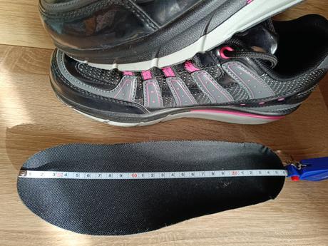Zeštíhlující boty vel. 39, 39