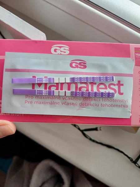 Test pozitivní po 6 dnech zpoždění. Je to v pořádku?