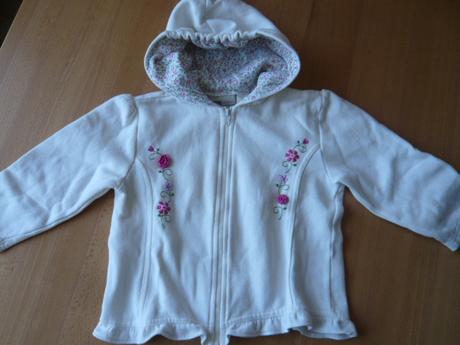 Teplejší mikinka, 86