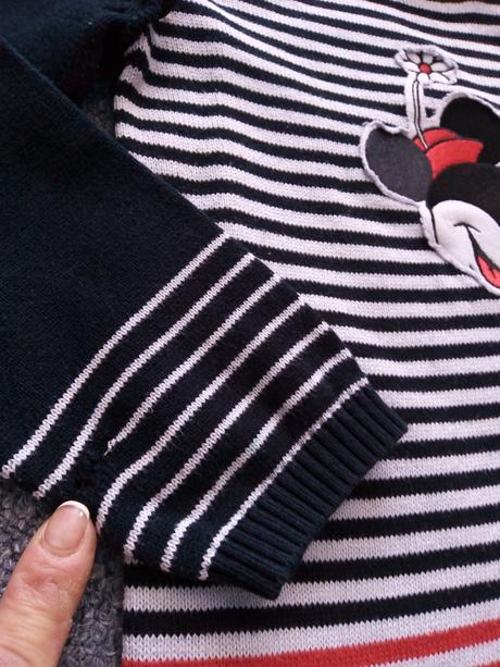 Svetrove šaty zn."disney" vel."110"oblékne i 122, disney,110