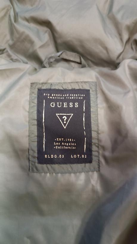 Zimní bunda guess s odepínacím límcem, guess,m