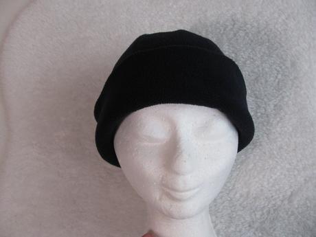 Tmavě modrá fleecová čepice, 58