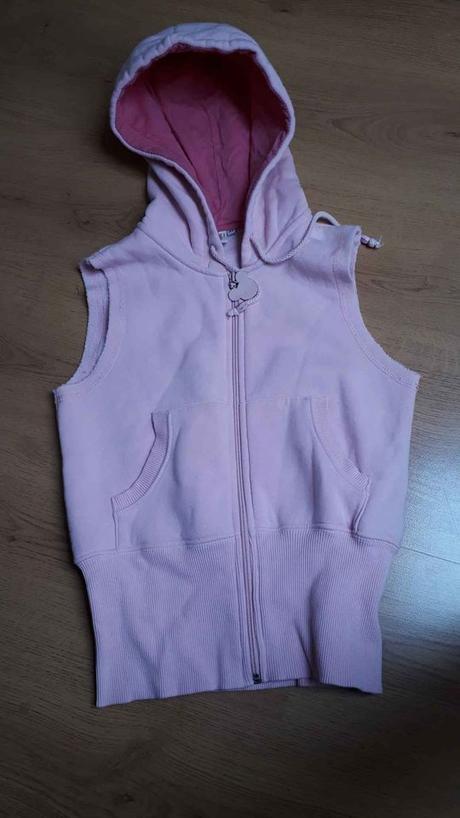 Dívčí vesticka s mickey mouse, vel tak 7-9 let, 152