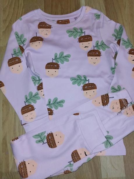 Pyžamo se žaludy 104 next, next,104