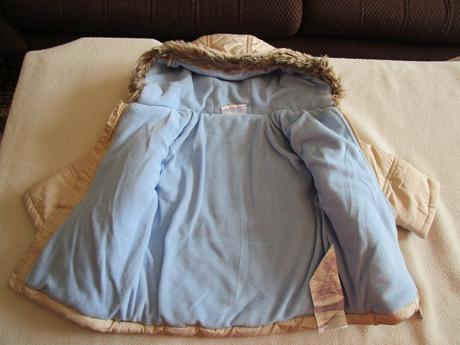 Velmi pěkná sv. hnědá teplá bunda s kapucí, v. 80, 80