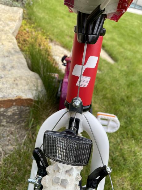 Dětské kolo cube 160 top stav, 16