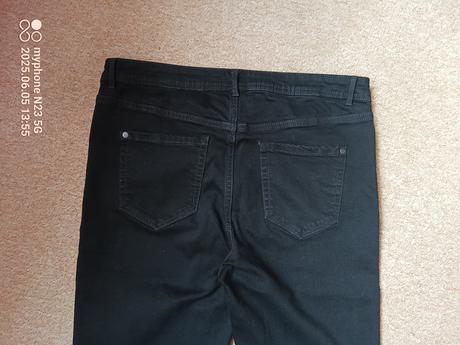 Rifle zn."esmara" vel."46", esmara,46