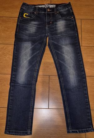 Džíny, 140