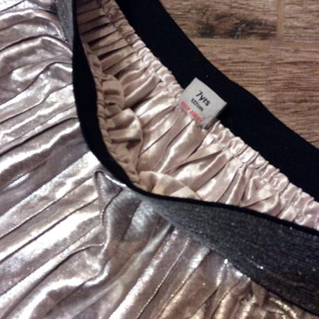 Skládaná lesklá sukýnka, tu,122