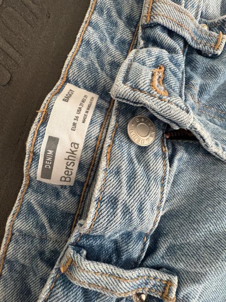 Baggy straigh leg džíny světle modré 36 s chlapeck, bershka,36