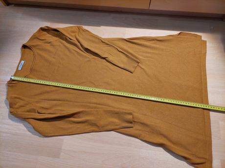 Šaty okrové s dl.rukávem, m