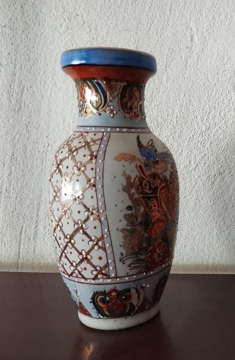 Drobná keramika a sklo dle fota.,