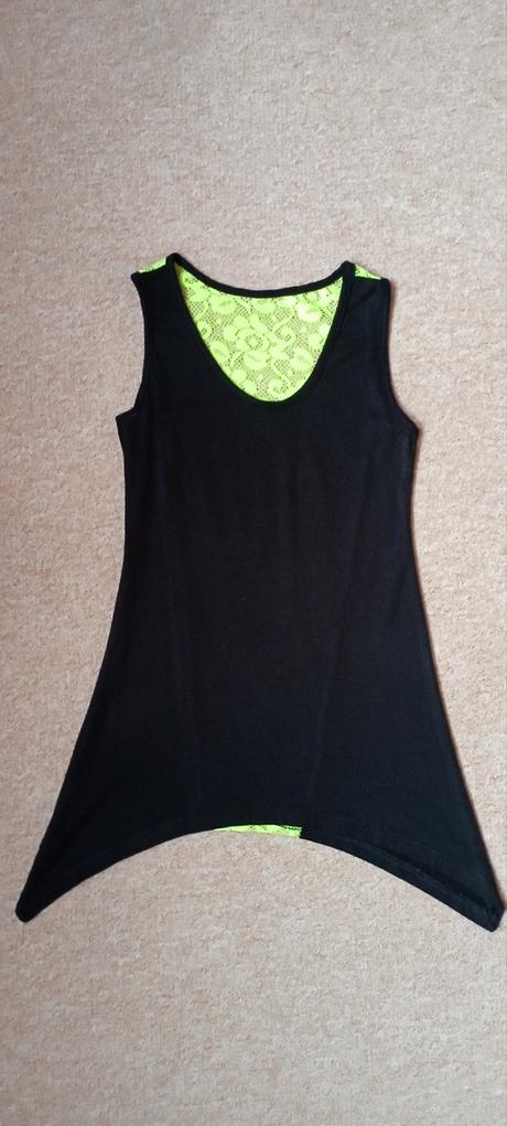 Tílko s neon krajkou vel."122", 122