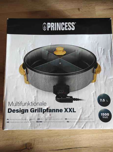 Multifunkční grilovací pánev, 