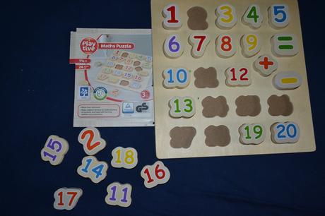 Velké dřevěné puzzle s čísly,