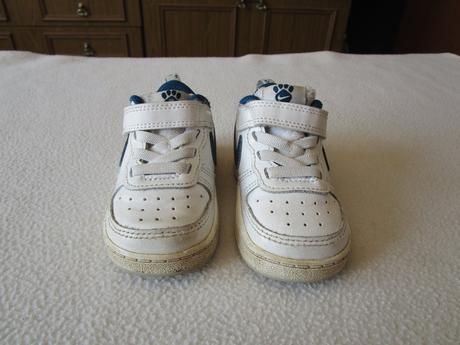 Pěkné tenisky nike, zapínání na suchý zip, č. 21, nike,21