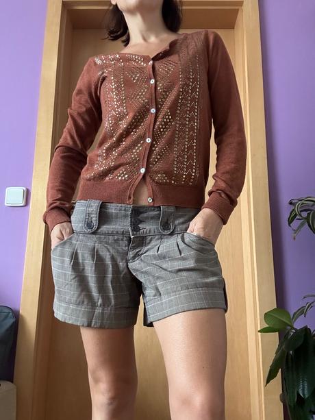 Kraťasy, esprit,s