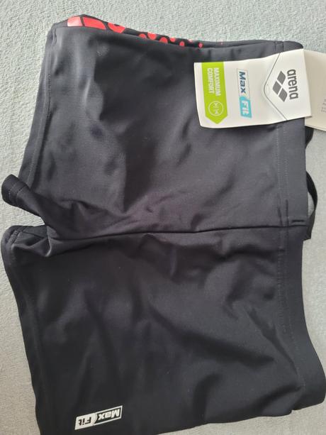 Chlapecke plavky arena, 128