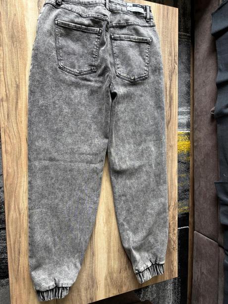 Rifle šedé, new yorker,l