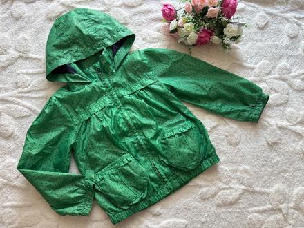 Větrovka zelená s puntíky - v.3/4 roky, marks & spencer,104